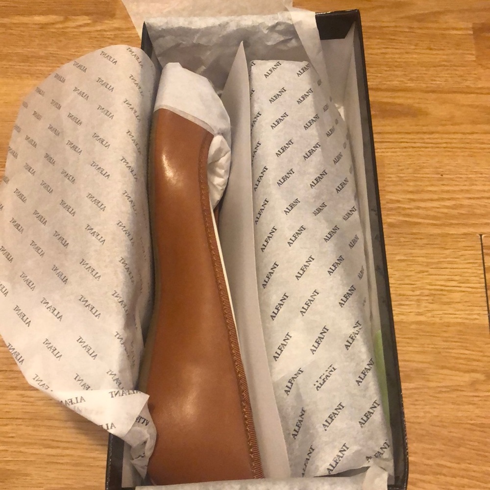 Alfani Brown Leather Flats